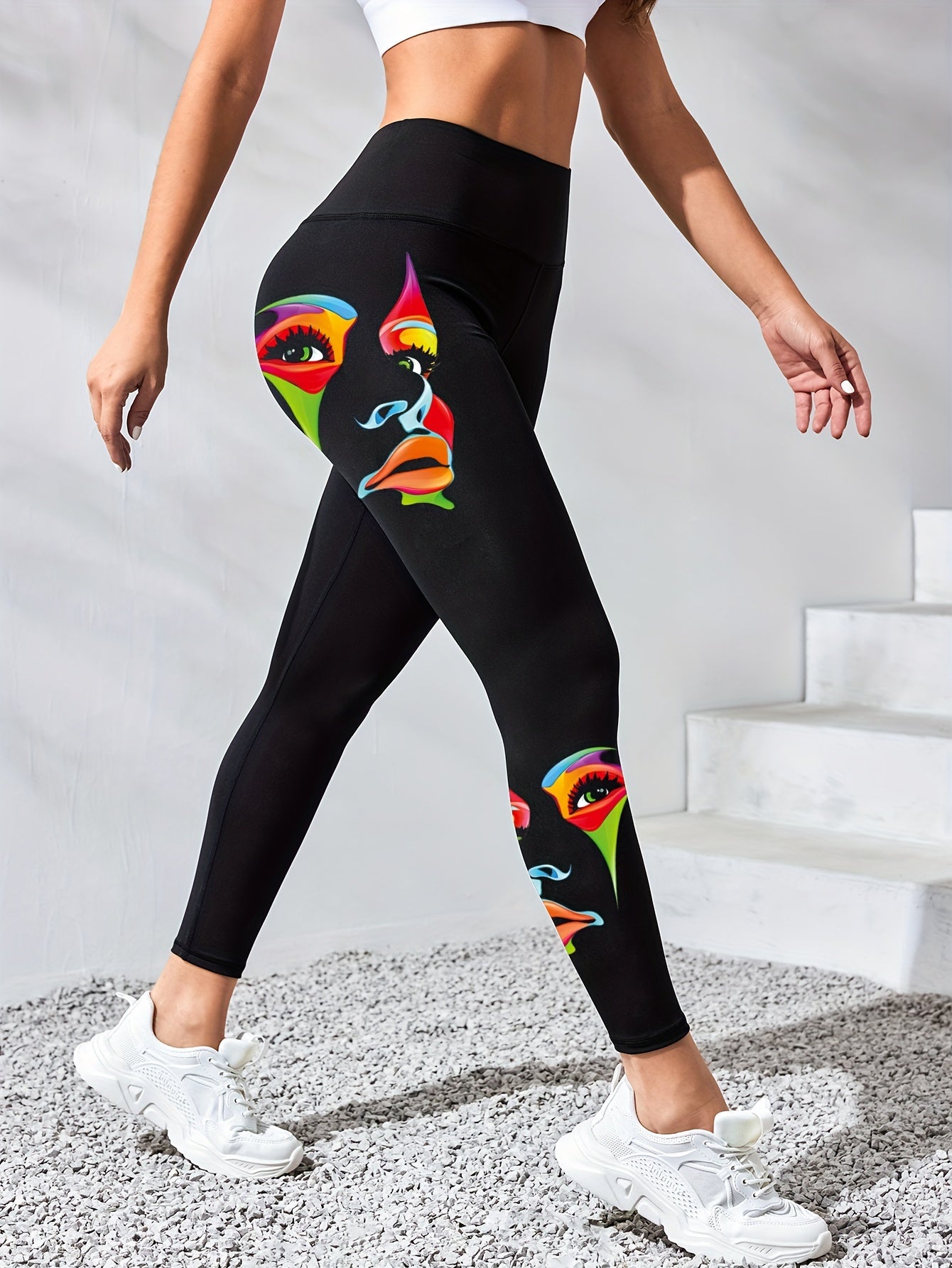 Naisten korkeavyötäröiset joogaleggingsit ainutlaatuisella kasvonaamiokuviolla, joustavat kuntoilutrikoot kuntosalille